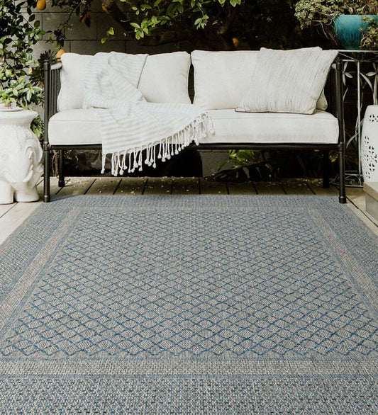 Plow & Hearth Area Rugs Indoor Living Indoor/Outdoor Bluefield Border Polypropylene Rug
