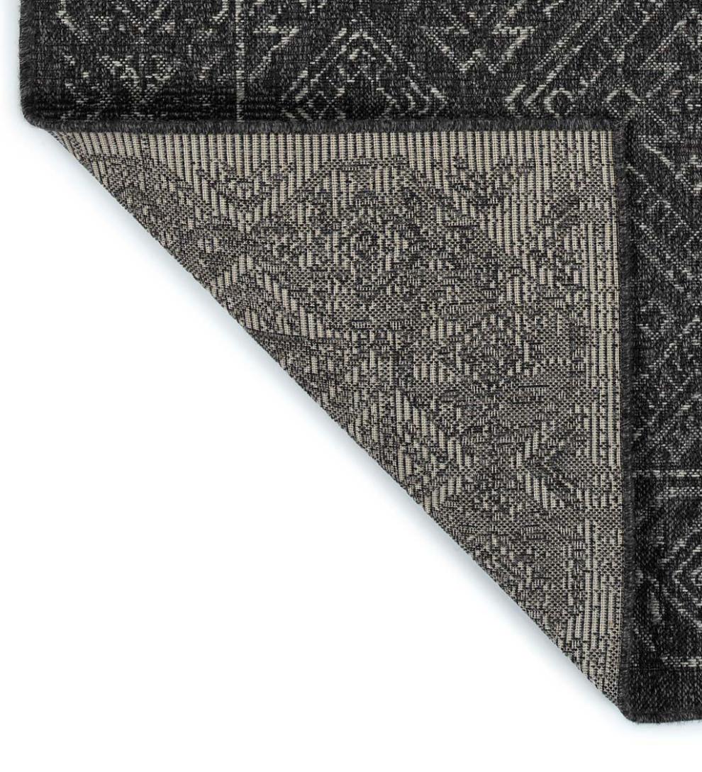 Plow & Hearth Area Rugs Indoor Living Indoor/Outdoor Bluefield Diamond Polypropylene Rug
