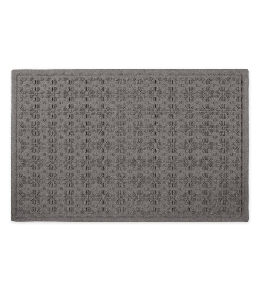 Plow & Hearth Doormats Indoor Living Waterhog Daisy Doormat