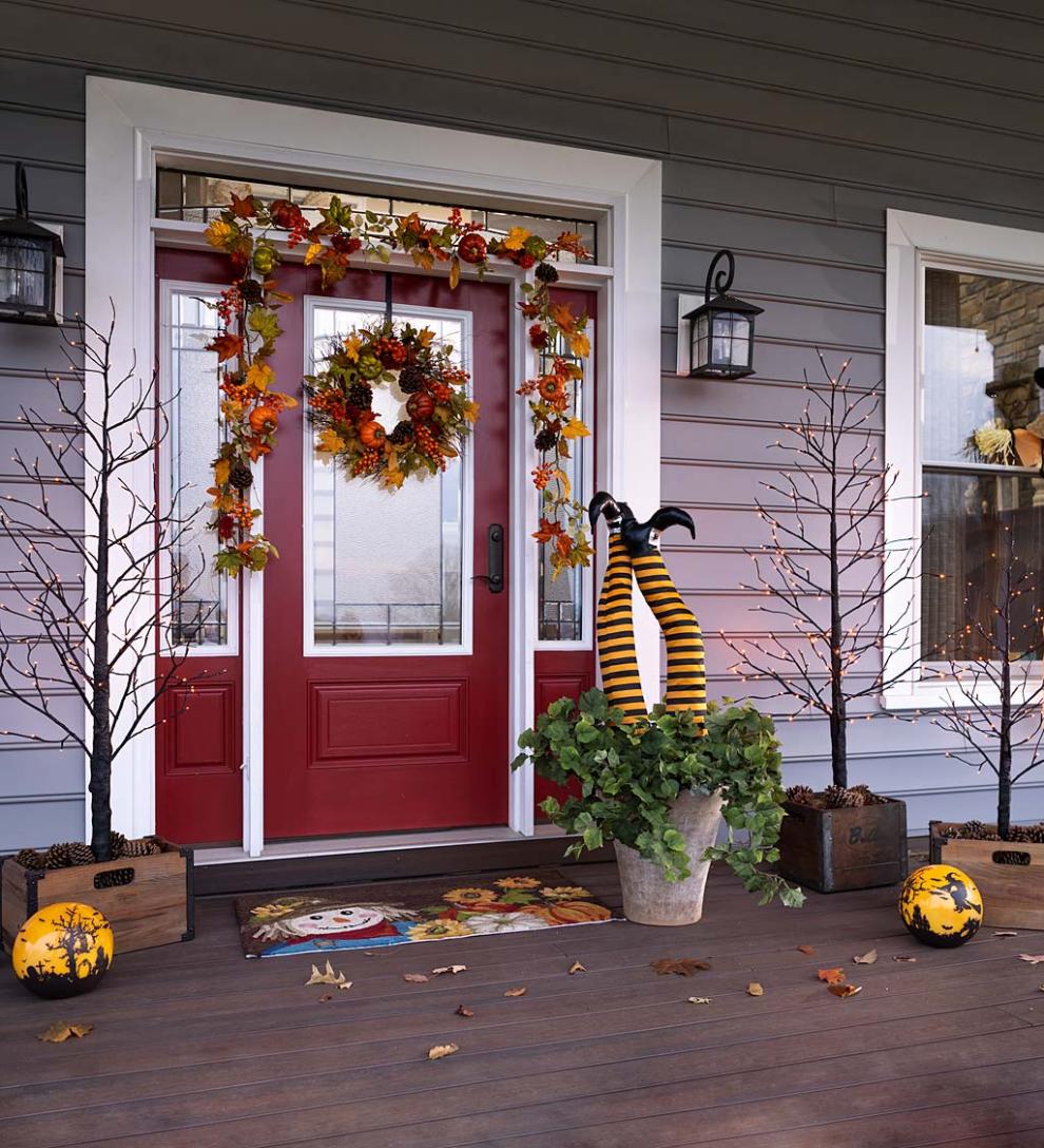 Plow & Hearth Fireplace & Mantel Décor Fireplace & Hearth Pumpkins And Pine Cones Fall Wreath