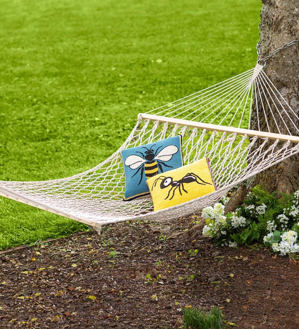 Plow & Hearth Home Accents Indoor Living Indoor/Outdoor Summer Picnic Ant Hooked Polypropylene Throw Pillow
