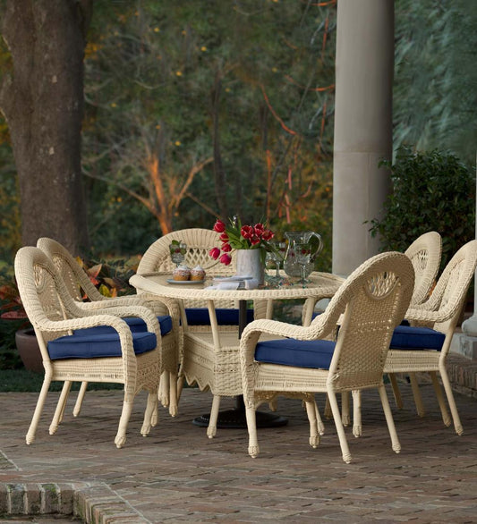 Plow & Hearth Outdoor Dining Outdoor Living Prospect Hill Oval Dining Table And Chairs