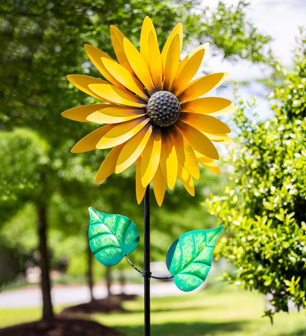 Plow & Hearth Outdoor Lamps & Lighting Outdoor Living Yellow Sunflower Wind Spinner