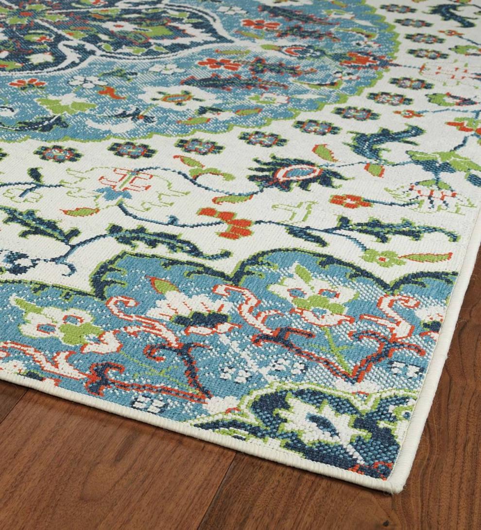 Plow & Hearth Synthetic Rugs Indoor Living Indoor/Outdoor Brunswick Medallion Polypropylene Rug