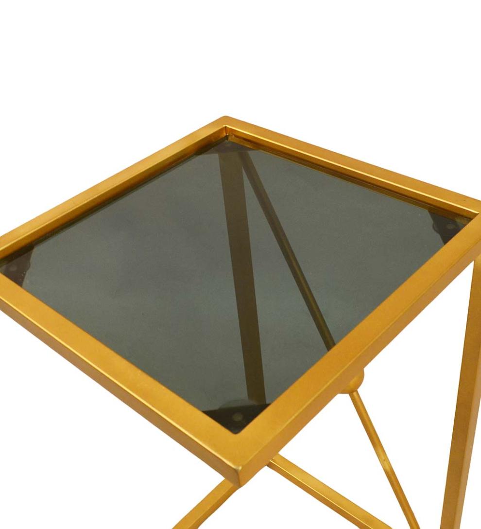 Plow & Hearth Accent Tables Indoor Living Gold And Black C-Shaped Accent Table - Black/Gold