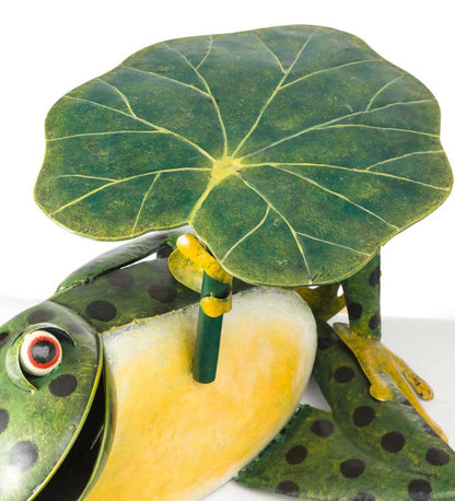 Plow & Hearth Accent Tables Indoor Living Metal Frog With Lily Pad Side Table