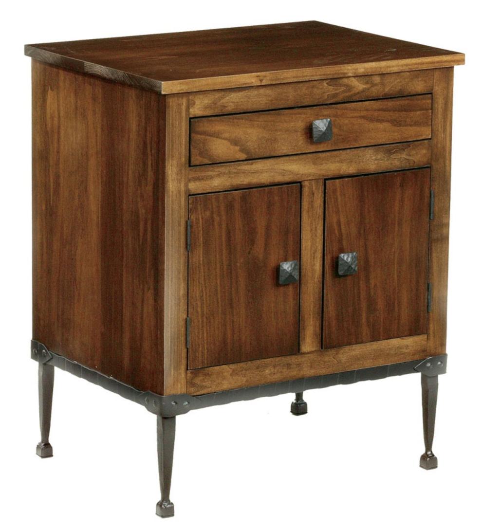 Plow & Hearth Accent Tables Indoor Living Usa-Made Forest Hill Linden Side Table With Walnut Finish