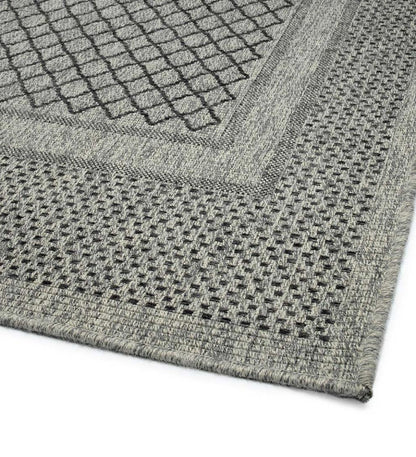 Plow & Hearth Area Rugs Indoor Living Indoor/Outdoor Bluefield Border Polypropylene Rug