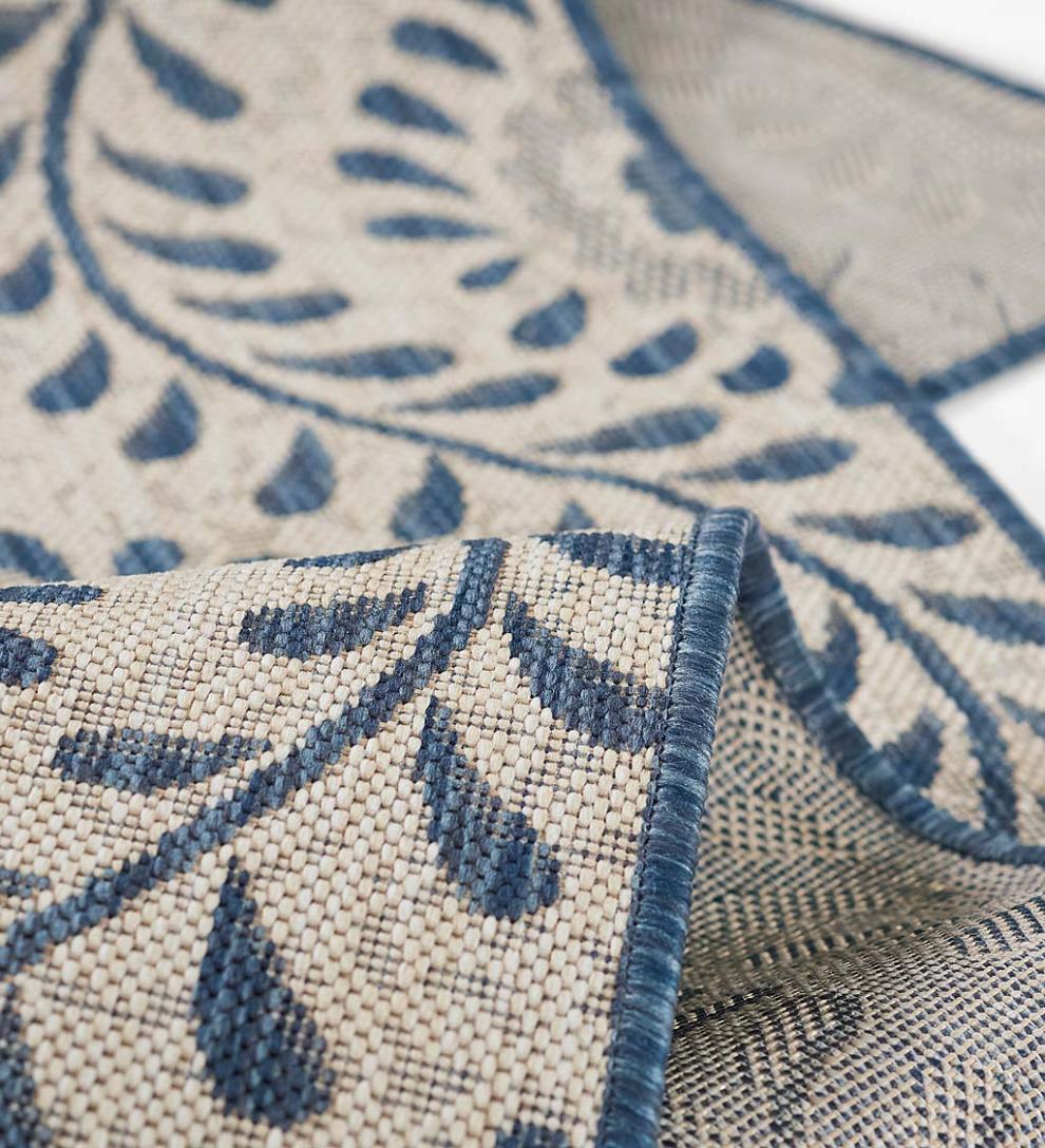 Plow & Hearth Area Rugs Indoor Living Indoor/Outdoor Clementine Polypropylene Rug