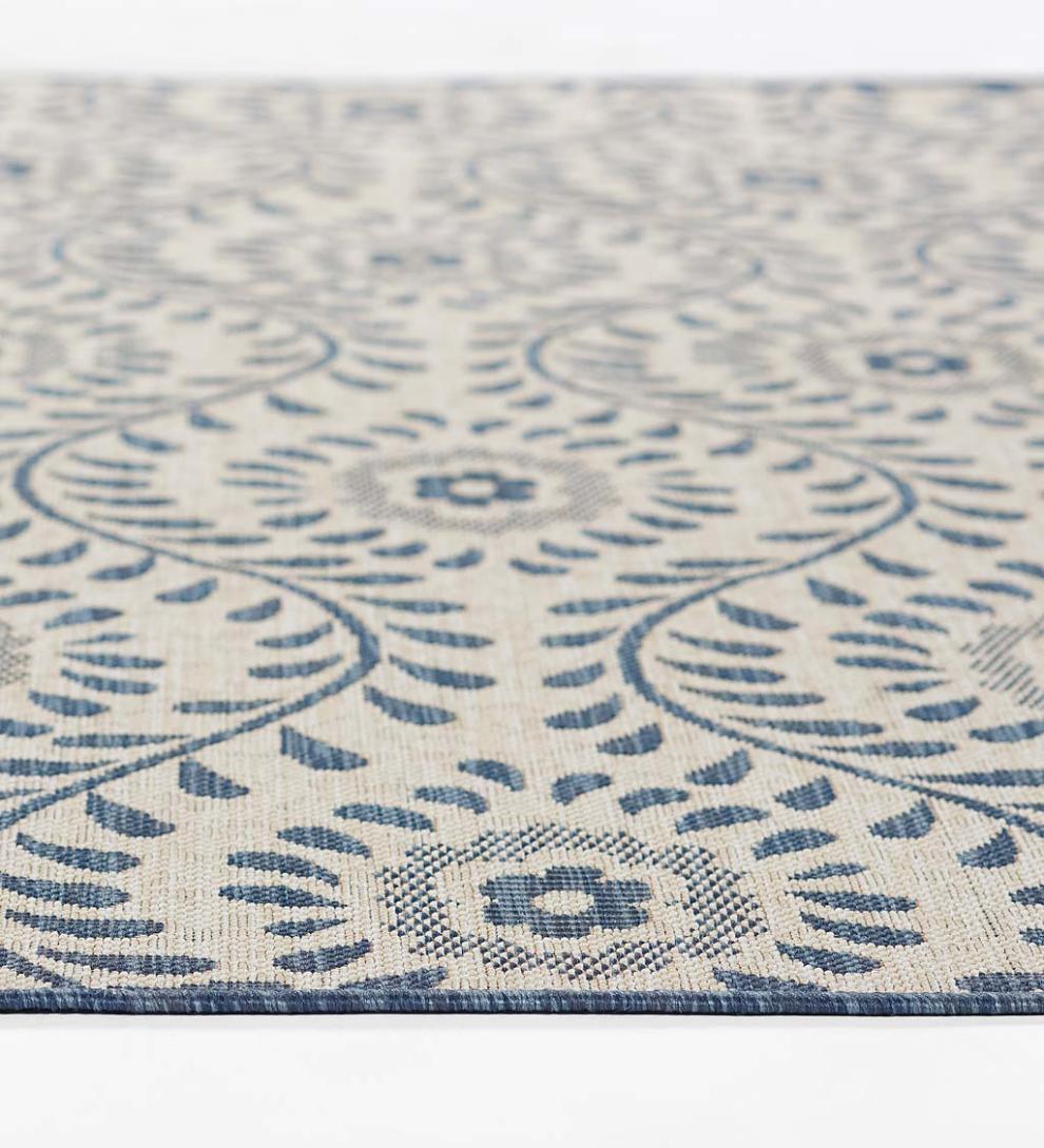 Plow & Hearth Area Rugs Indoor Living Indoor/Outdoor Clementine Polypropylene Rug