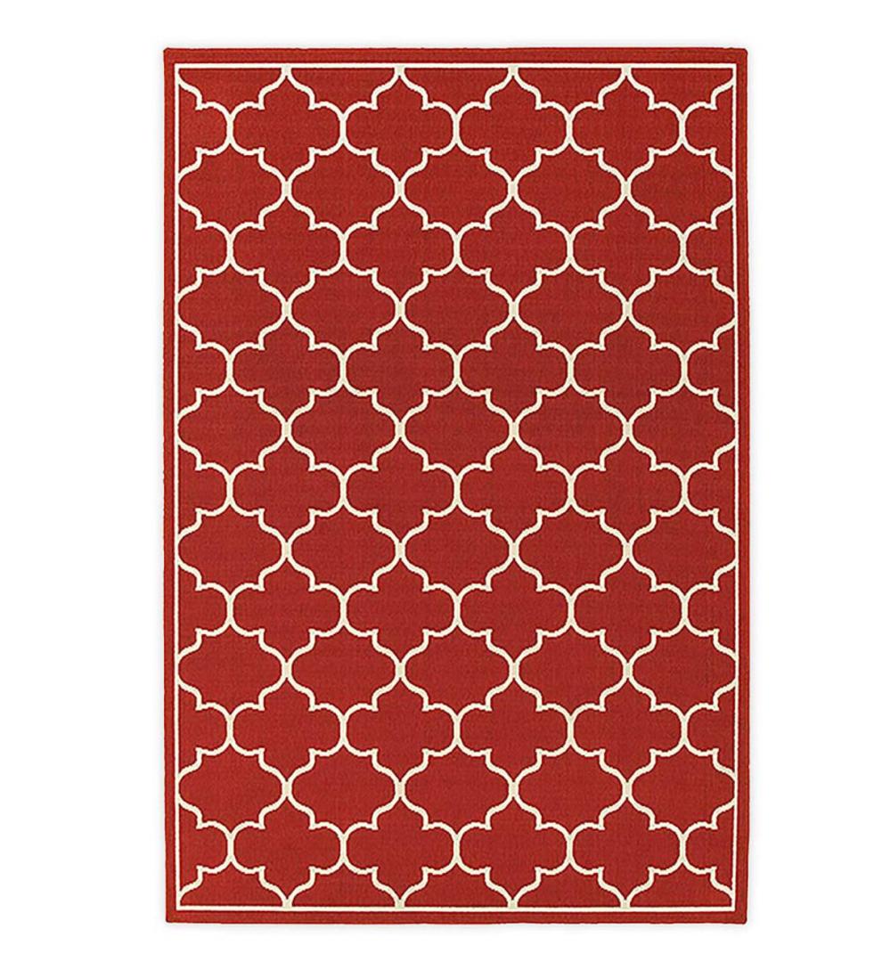 Plow & Hearth Area Rugs Indoor Living Indoor/Outdoor Lexington Quatrefoil Rug