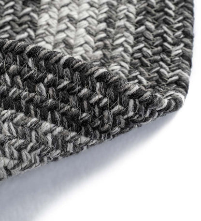 Plow & Hearth Area Rugs Indoor Living Indoor/Outdoor Oval Woodridge Braided Polypropylene Rug