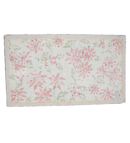 Plow & Hearth Area Rugs Indoor Living Indoor/Outdoor Poinsettia Hooked Polypropylene Accent Rug