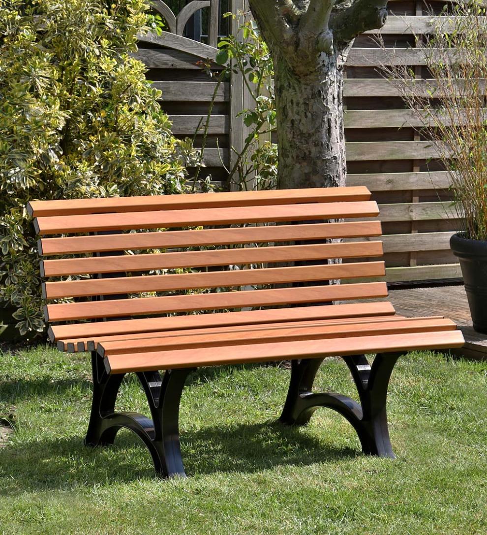 Plow & Hearth Benches & Chairs Outdoor Living Large 3-Seater Weatherproof Pvc Garden Bench - Green