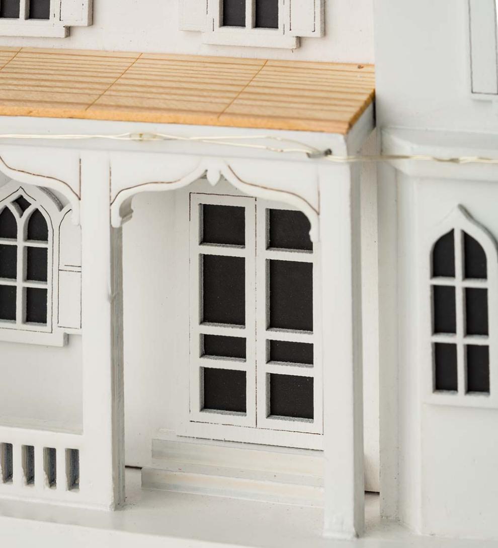 Plow & Hearth Birdhouses Yard & Garden Madison Farmhouse Lighted Birdhouse And Pedestal Pole Set