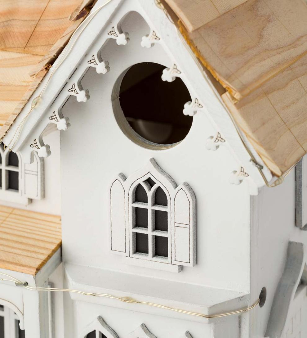 Plow & Hearth Birdhouses Yard & Garden Madison Farmhouse Lighted Birdhouse And Pedestal Pole Set