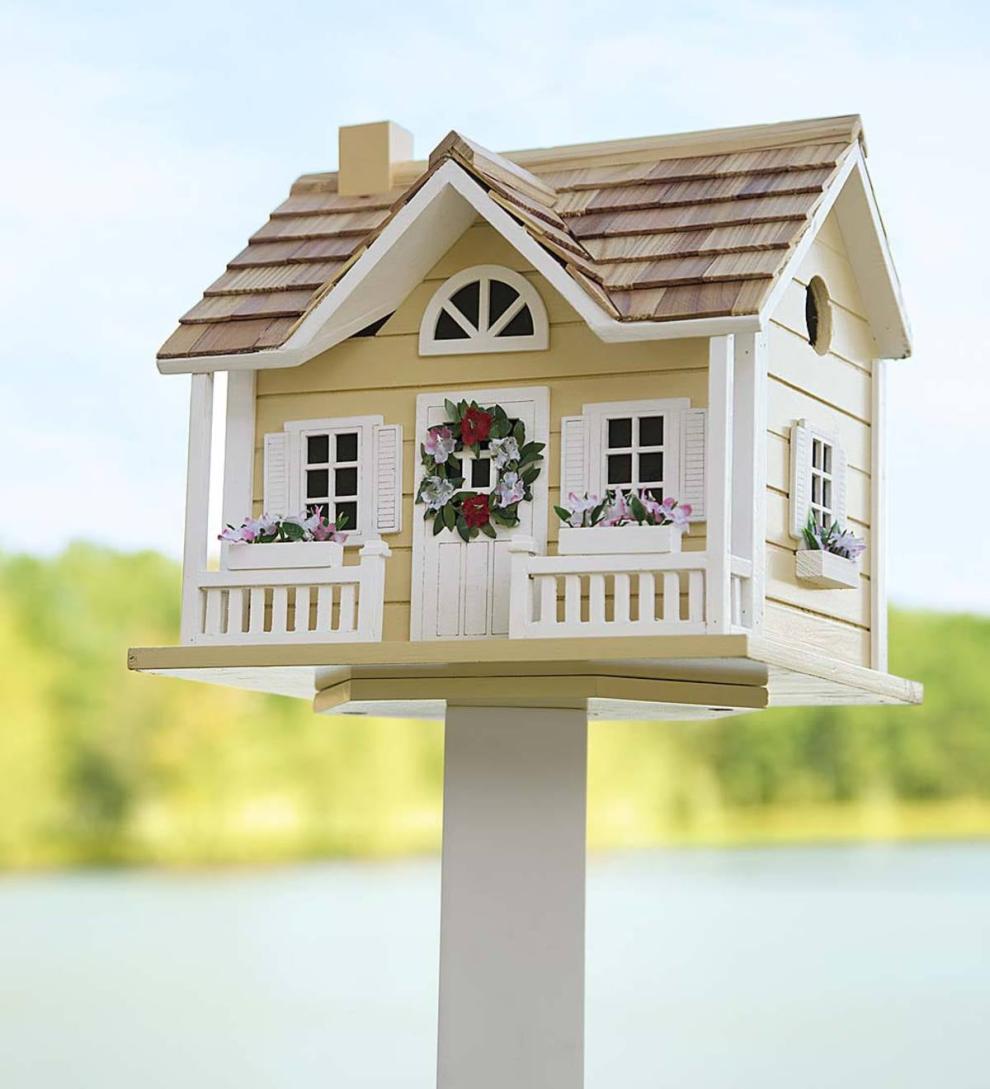 Plow & Hearth Birdhouses Yard & Garden Wreath Cottage Birdhouse And Pedestal Pole Set
