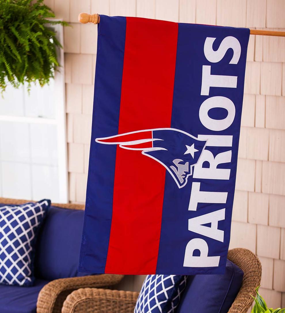 Plow & Hearth Deck & Patio Accents Outdoor Living Double-Sided Embellished Nfl Team Pride Applique House Flag - Chicago Bears