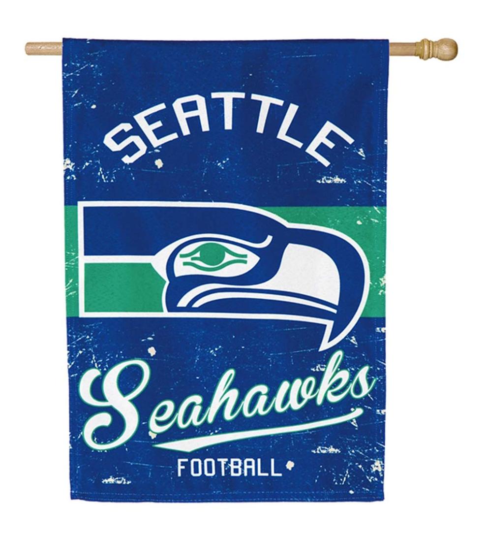 Plow & Hearth Deck & Patio Accents Outdoor Living Double-Sided Vintage Graphic Nfl Team Pride Linen House Flag - Green Bay Packers
