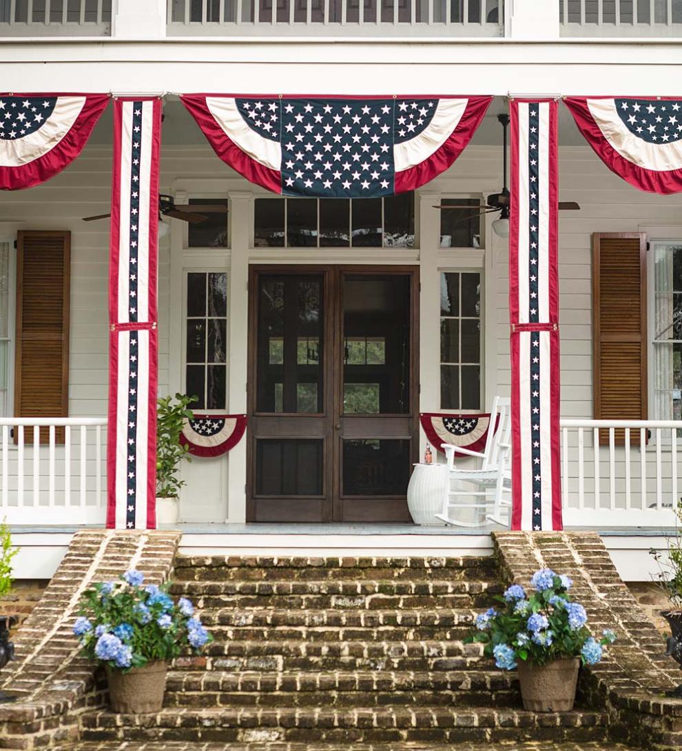 Plow & Hearth Deck & Patio Accents Outdoor Living Extra Large Half-Round Vintage Patriotic Bunting