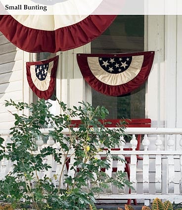 Plow & Hearth Deck & Patio Accents Outdoor Living Half-Round Cotton Duck Patriotic Vintage Bunting With Embroidery