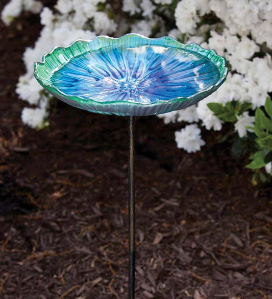 Plow & Hearth Deck & Patio Accents Outdoor Living Scalloped Birdbath On Stake