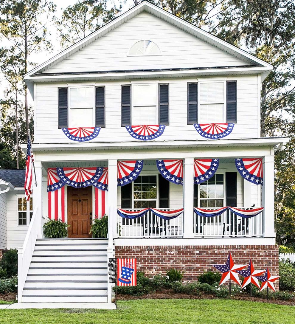 Plow & Hearth Decorative Garden Accents Yard & Garden Large Half-Round Stars And Stripes Bunting