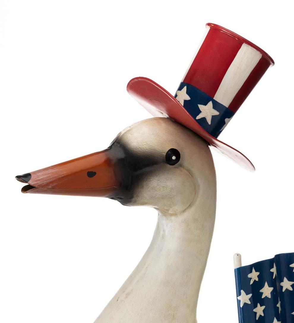 Plow & Hearth Decorative Garden Accents Yard & Garden Metal Patriotic Goose Statue With American Flag And Top Hat