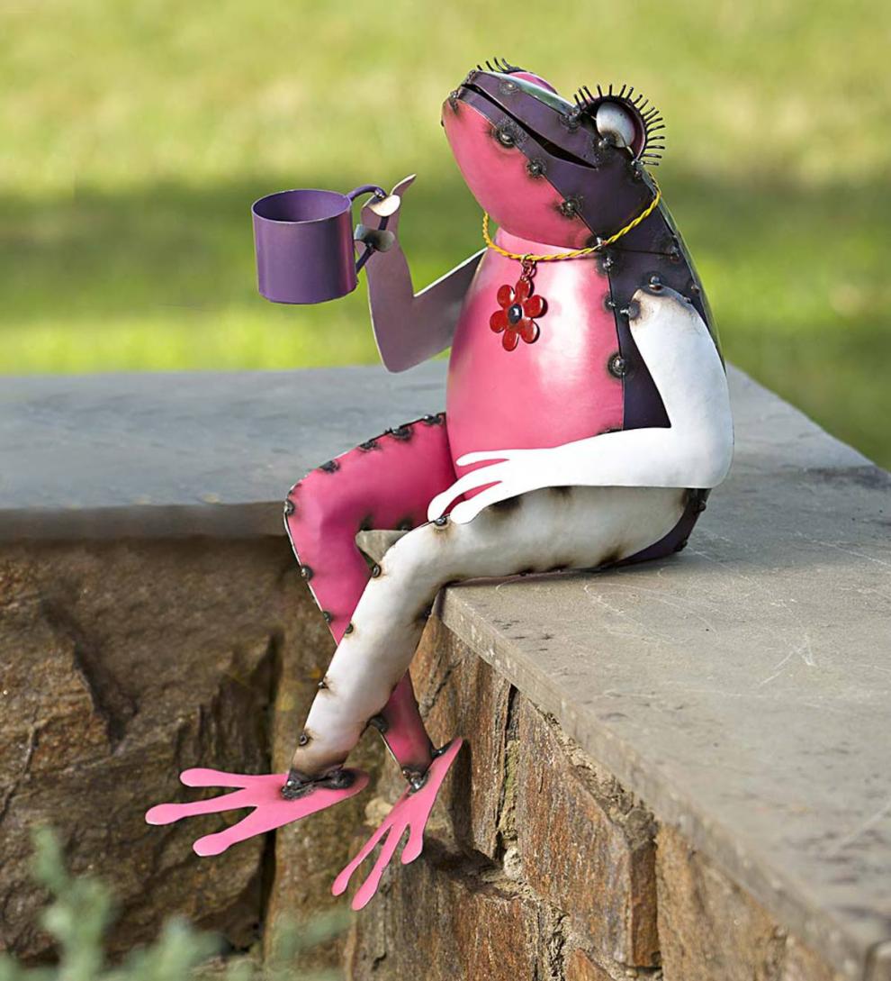 Plow & Hearth Decorative Garden Accents Yard & Garden Recycled Metal Tea Frog Garden Art