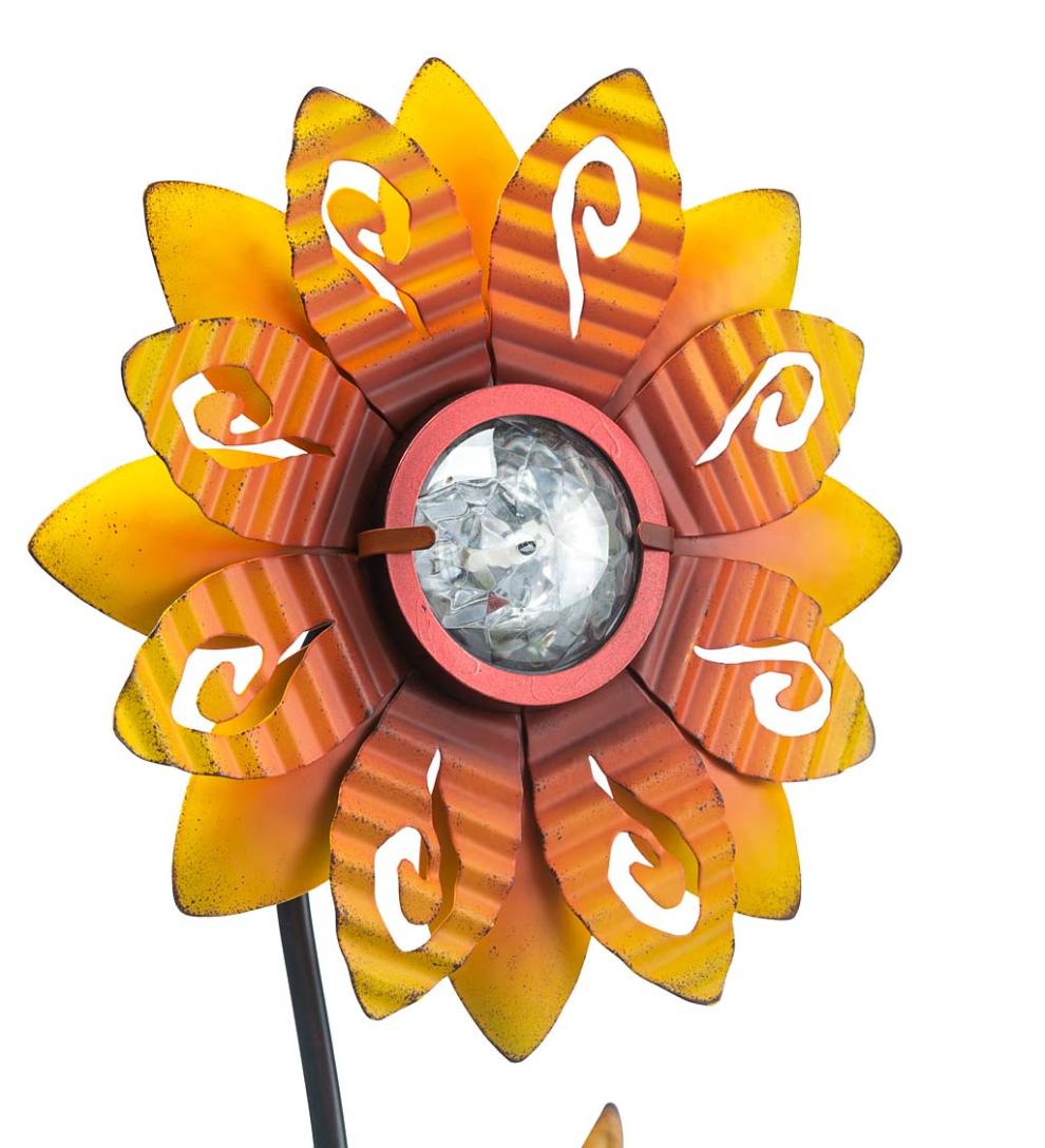 Plow & Hearth Decorative Garden Accents Yard & Garden Sunflower Garden Stake With Faceted Rotating Solar Light