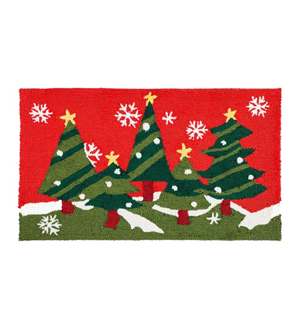 Plow & Hearth Doormats & Boot Trays Outdoor Living Christmas Trees Holiday Hooked Accent Rug