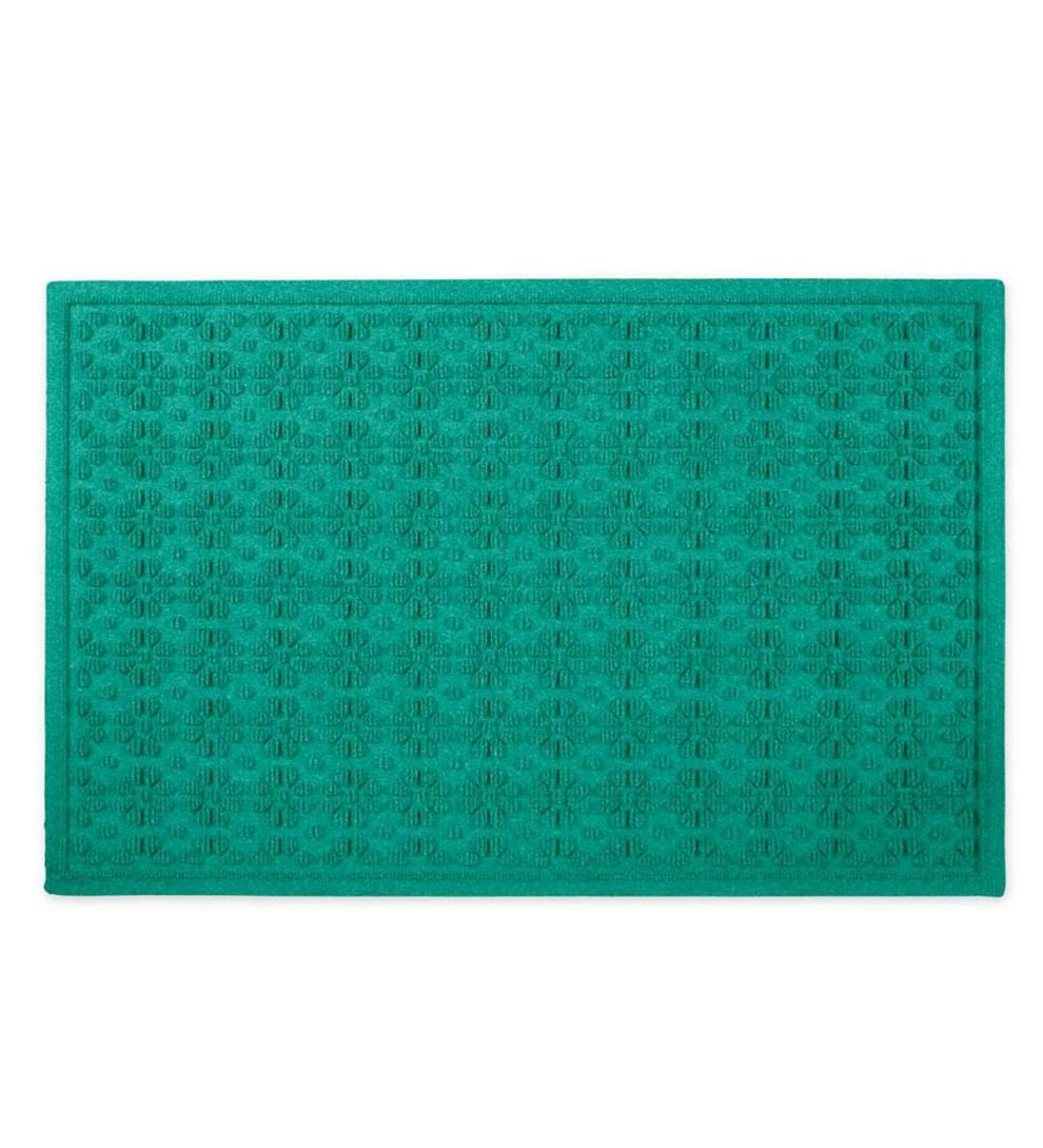 Plow & Hearth Doormats Indoor Living Waterhog Daisy Doormat