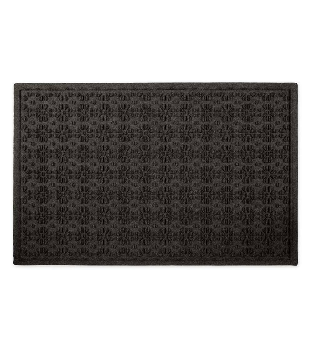 Plow & Hearth Doormats Indoor Living Waterhog Daisy Doormat