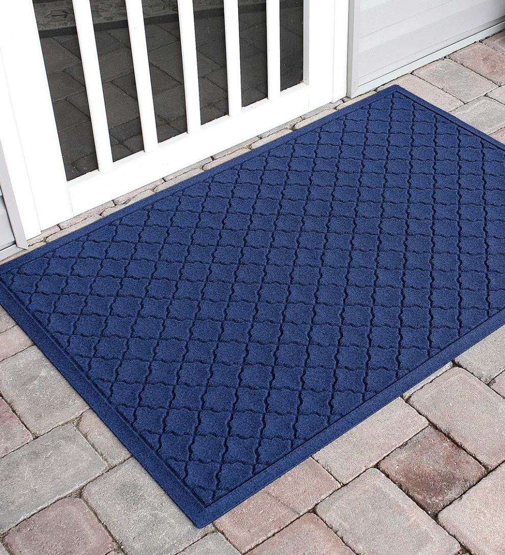 Plow & Hearth Doormats Indoor Living Waterhog Indoor/Outdoor Geometric Doormat