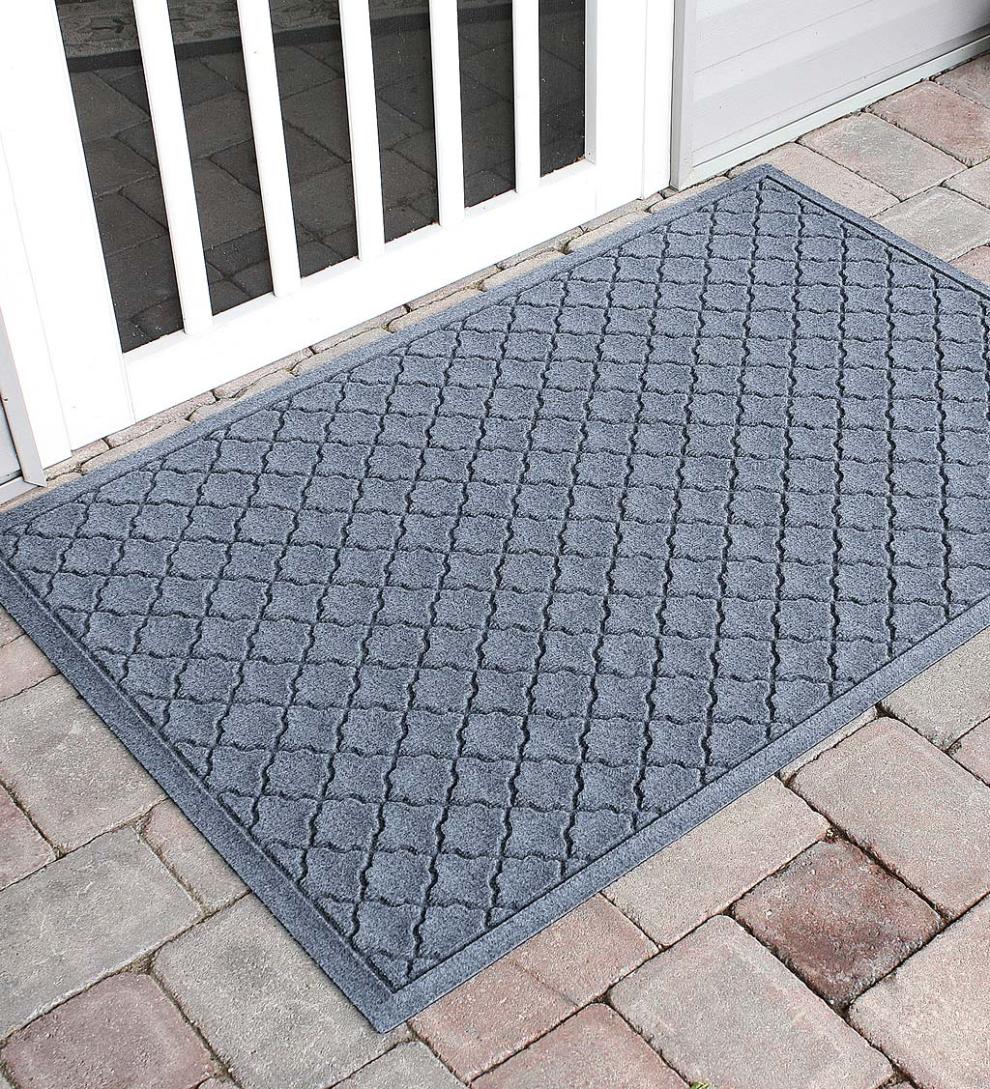 Plow & Hearth Doormats Indoor Living Waterhog Indoor/Outdoor Geometric Doormat