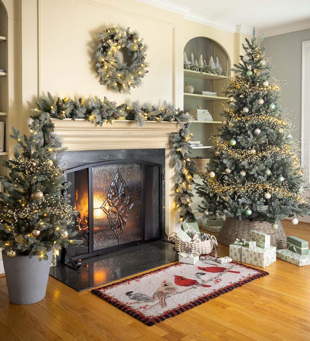 Plow & Hearth Fireplace & Mantel Décor Fireplace & Hearth Friends Gathering Winter Birds Hooked Wool Accent Rug