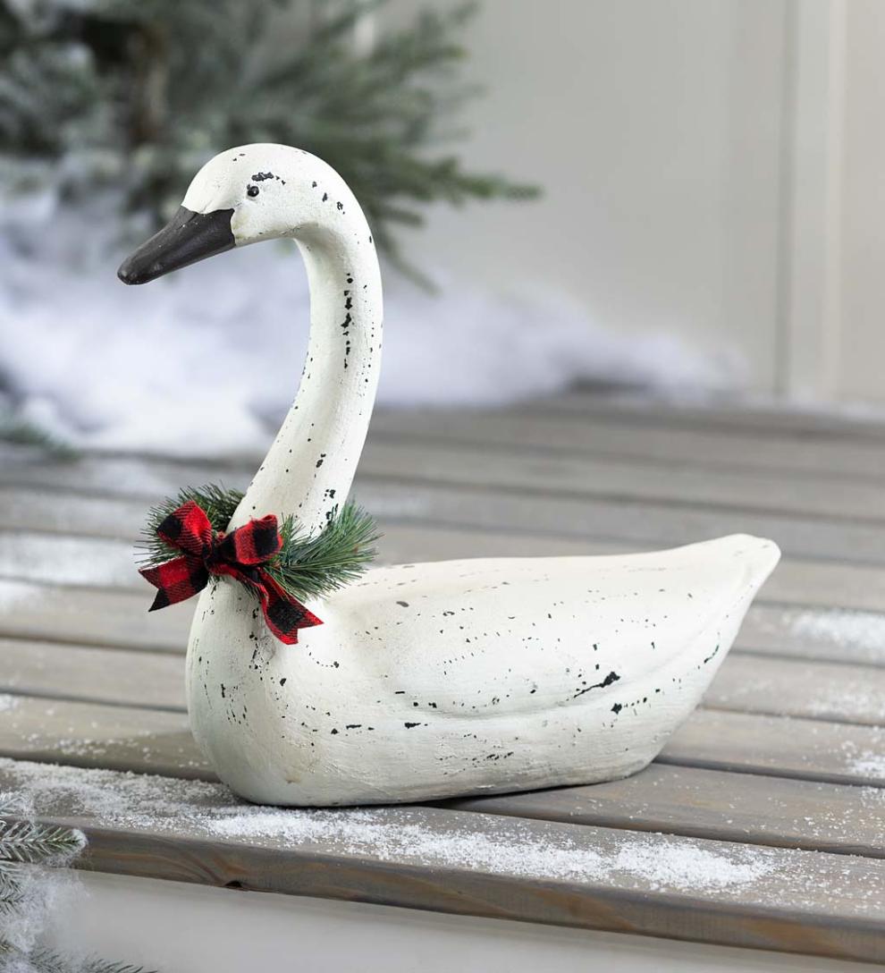Plow & Hearth Garden Accents Yard & Garden Hand-Painted Holiday Swan Statue With Wreath