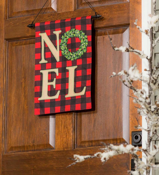 Plow & Hearth Garden Accents Yard & Garden Noel Buffalo Check Plaid Linen Garden Flag With Wreath Accent