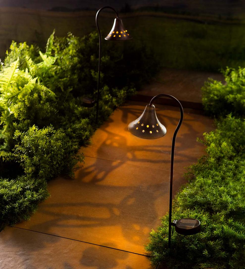 Plow & Hearth Garden Accents Yard & Garden Solar Pathway Lanterns With Light Pattern, Set Of 2 - Flower