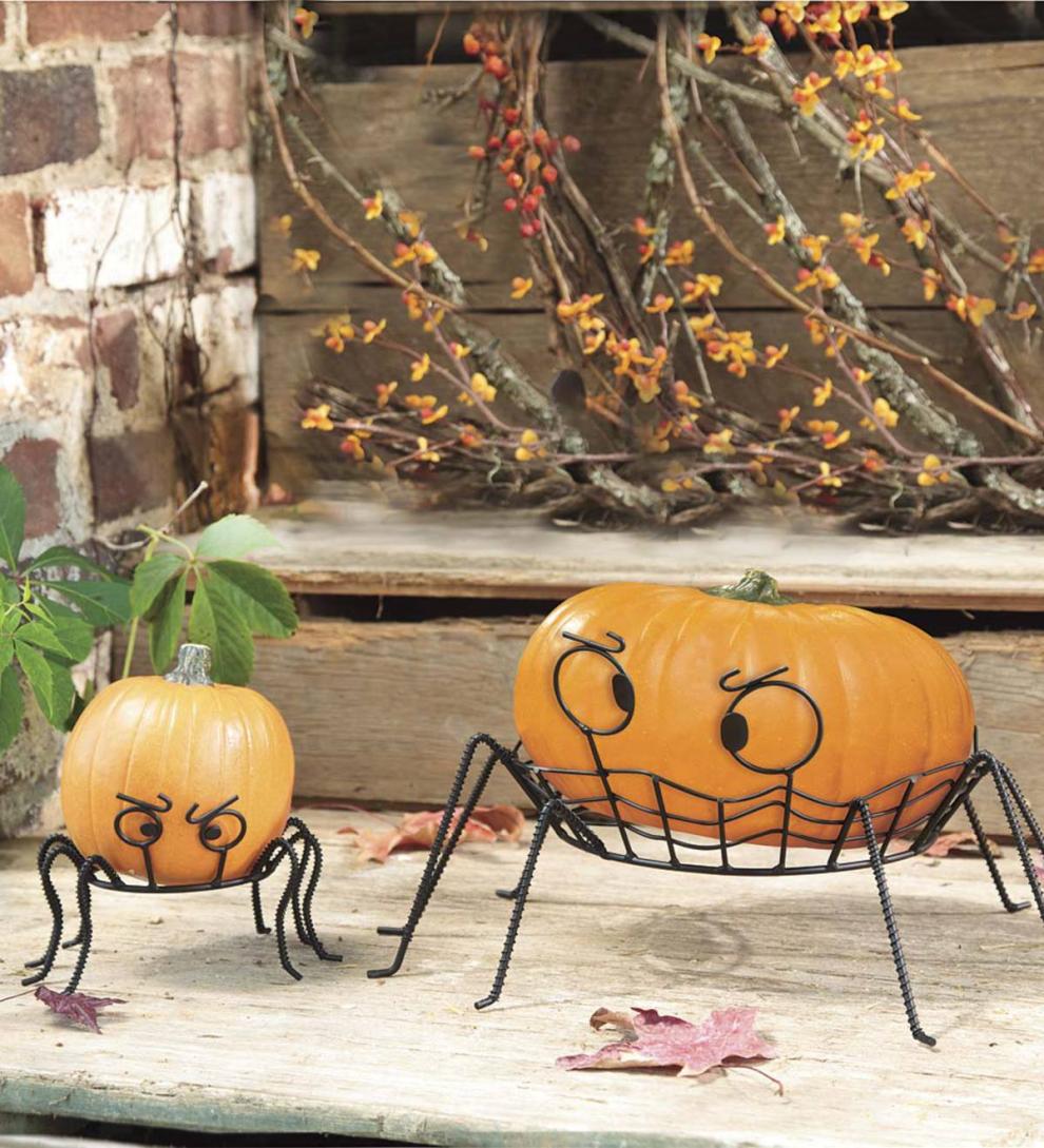 Plow & Hearth Garden Accents Yard & Garden Spooky Spider Pumpkin Holders, Set Of 2