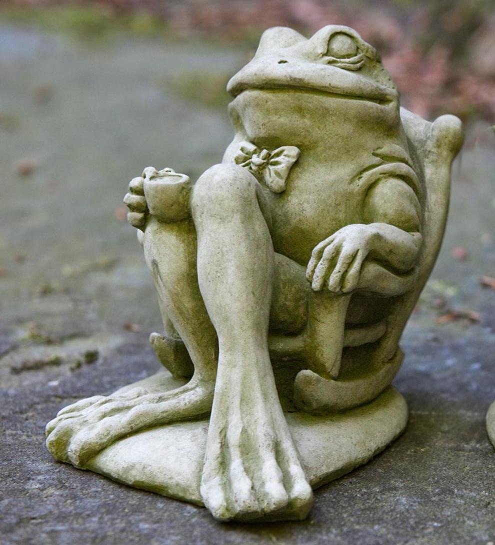 Plow & Hearth Garden Accents Yard & Garden Usa-Made Cast Stone Coffee And Tea Frog Garden Statues