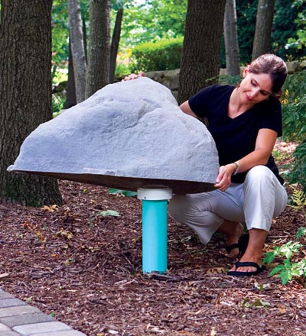 Plow & Hearth Garden Accents Yard & Garden Usa-Made Medium Mock Rock® - Brown
