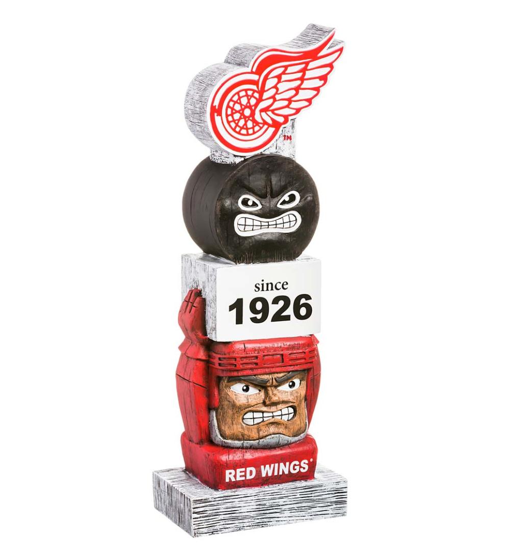 Plow & Hearth Garden Accents Yard & Garden Vintage Nhl Hockey Team Garden Statue - Chicago Blackhawks