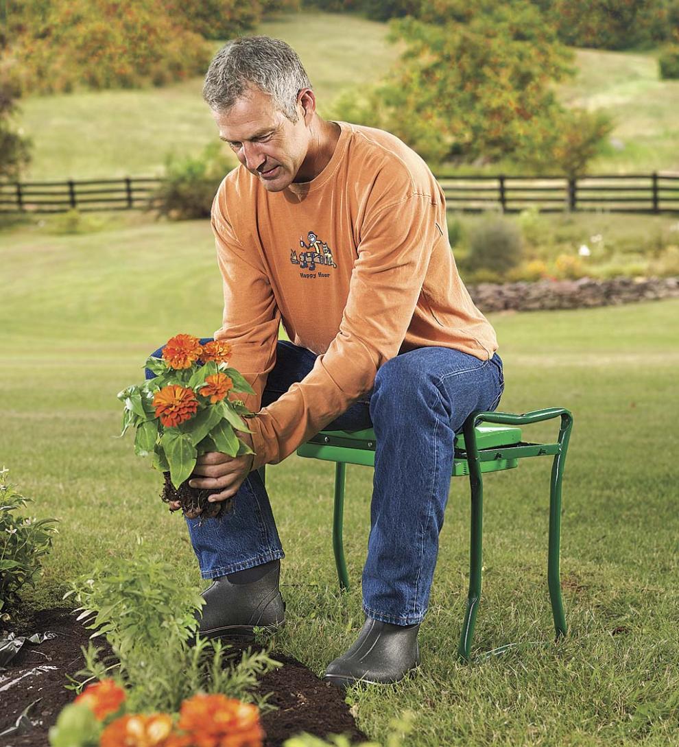 Plow & Hearth Gardenworks® Yard & Garden Folding Garden Kneeler/Seat With Foam Pad - Green