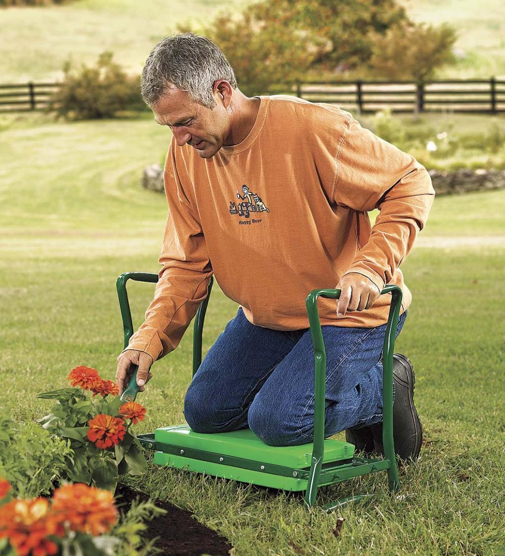 Plow & Hearth Gardenworks® Yard & Garden Folding Garden Kneeler/Seat With Foam Pad - Green