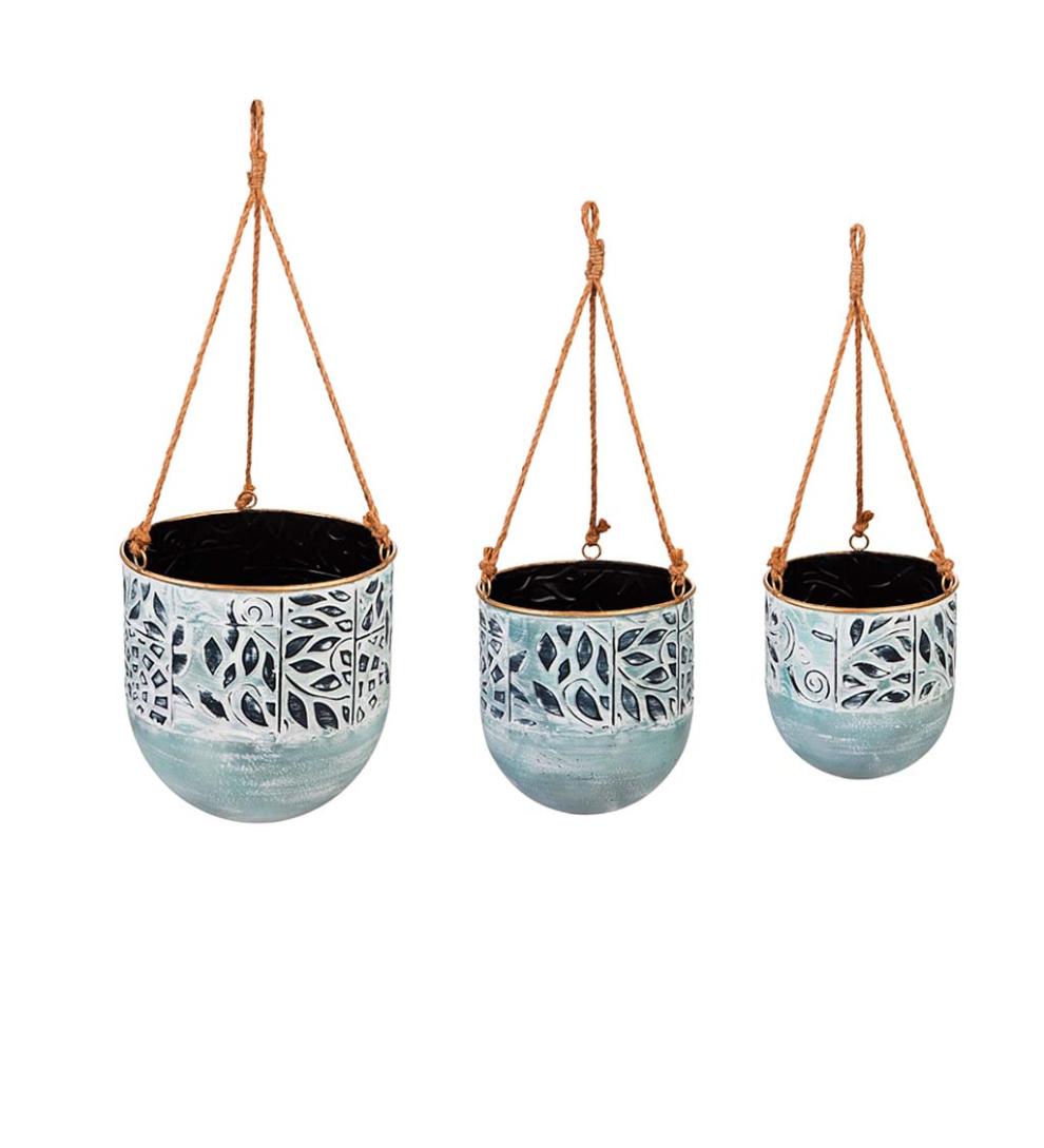 Plow & Hearth Home Accents Indoor Living Embossed And Painted Metal Hanging Planters, Set Of 3