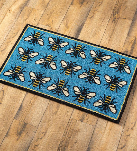 Plow & Hearth Home Accents Indoor Living Indoor/Outdoor Busy Bee Hooked Polypropylene Accent Rug