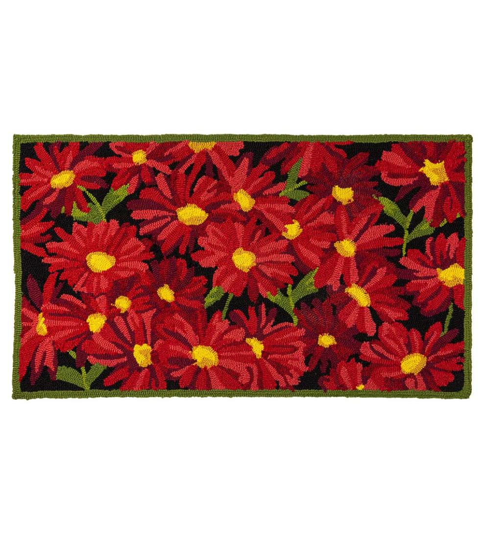 Plow & Hearth Home Accents Indoor Living Indoor/Outdoor Chrysanthemum Hooked Accent Rug