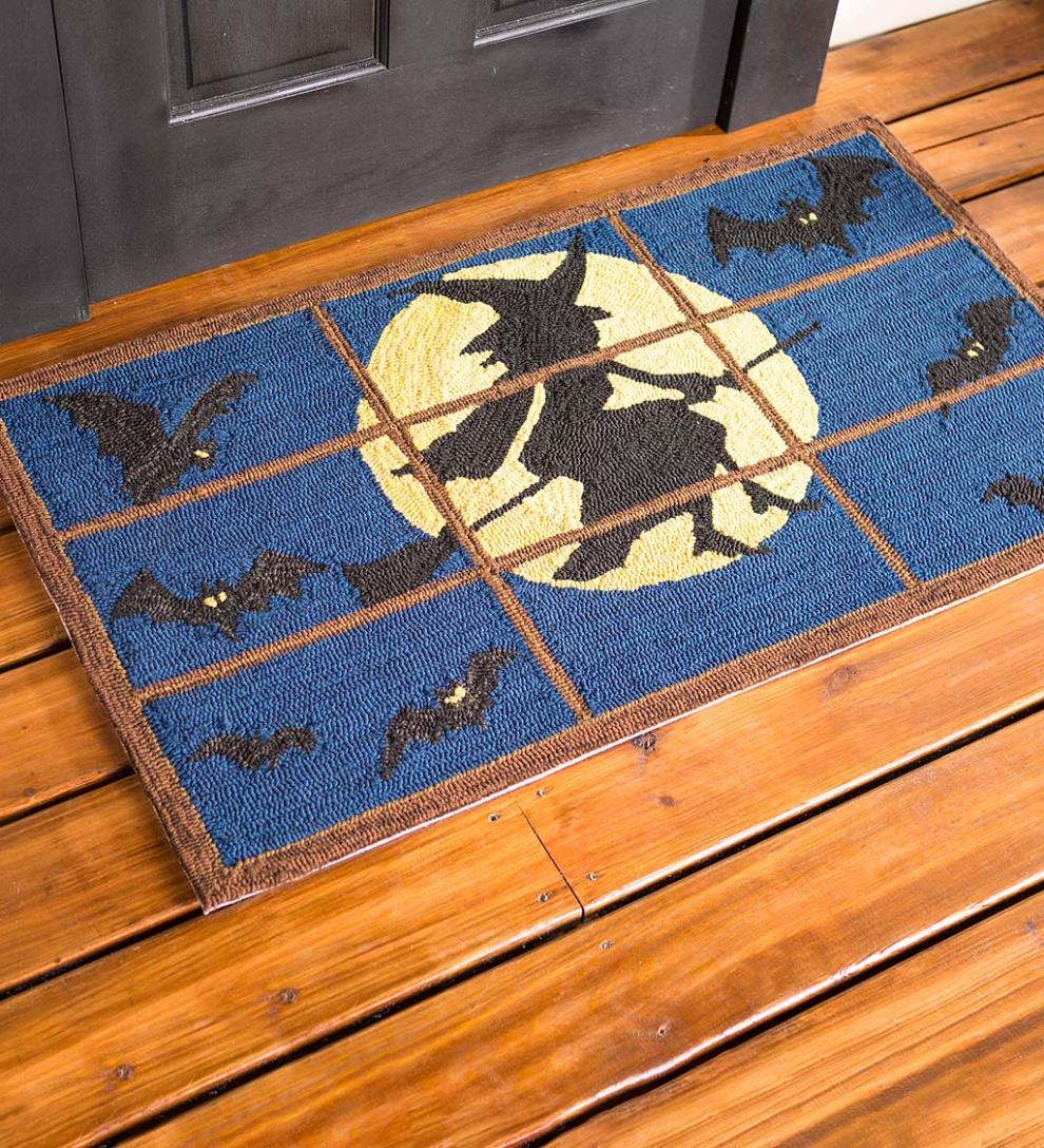 Plow & Hearth Home Accents Indoor Living Indoor/Outdoor Halloween Flying Witch Hooked Accent Rug