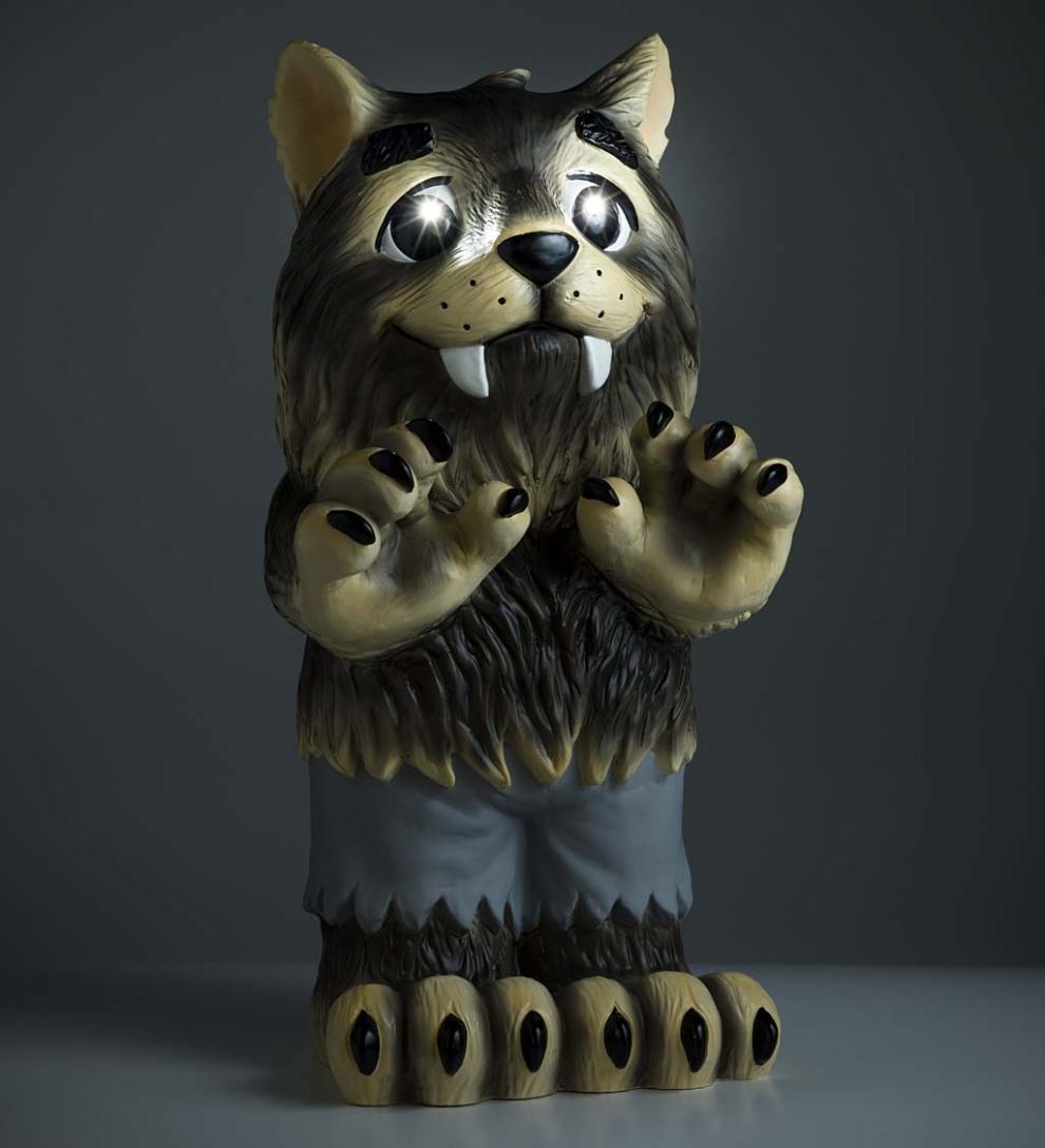 Plow & Hearth Home Accents Indoor Living Indoor/Outdoor Lighted Werewolf Shorty Halloween Statue